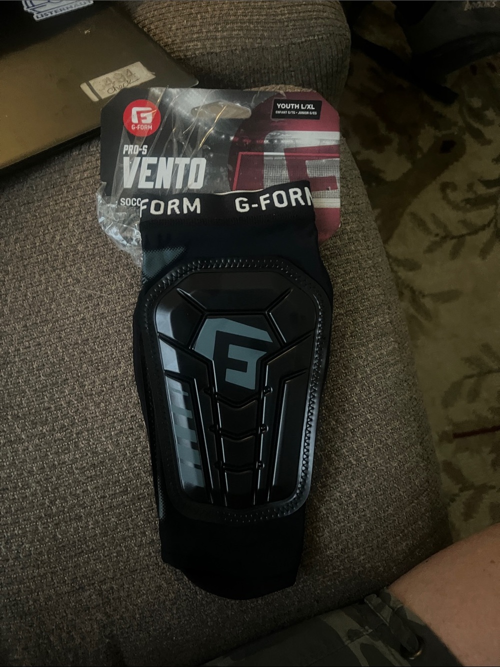 G-Form VENTO pro-a Youth Soccer Shin Guards L/XL